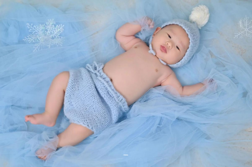 简阳宝宝几个月可以吃饭